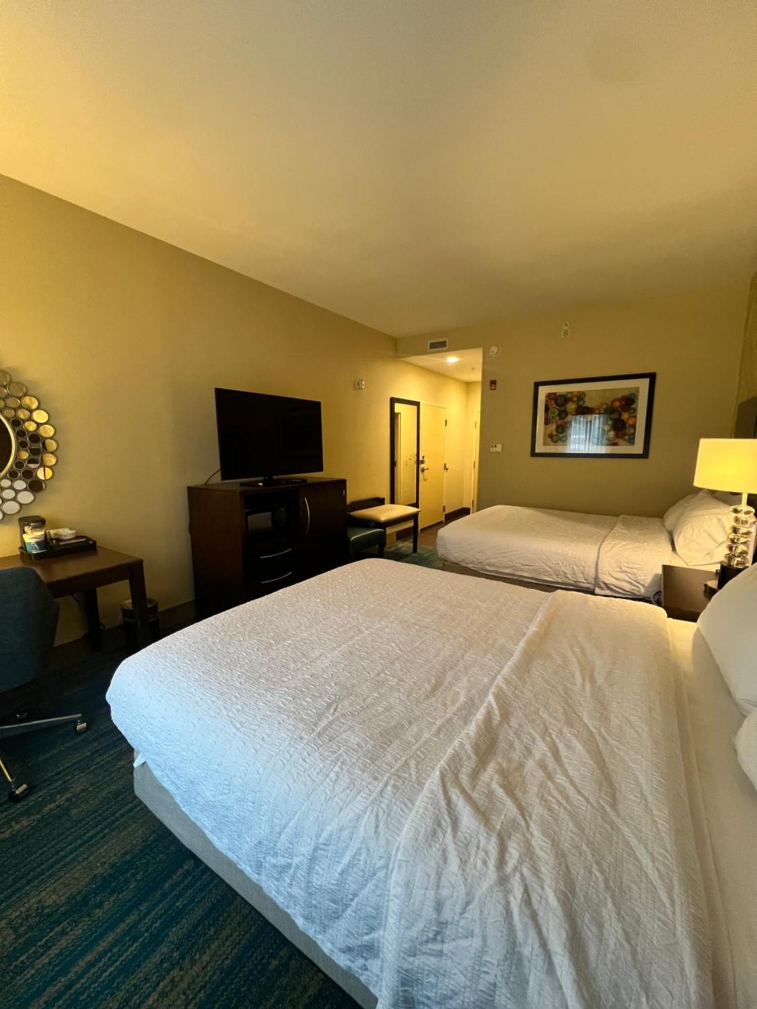 Hampton Inn & Suites Stroudsburg Bartonsville Poconos Екстер'єр фото